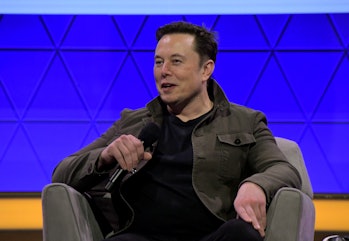 Elon Musk speaks at E3 conference